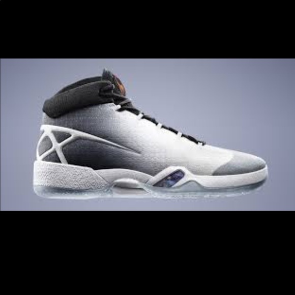 Sneakers - Picture 1 of 1